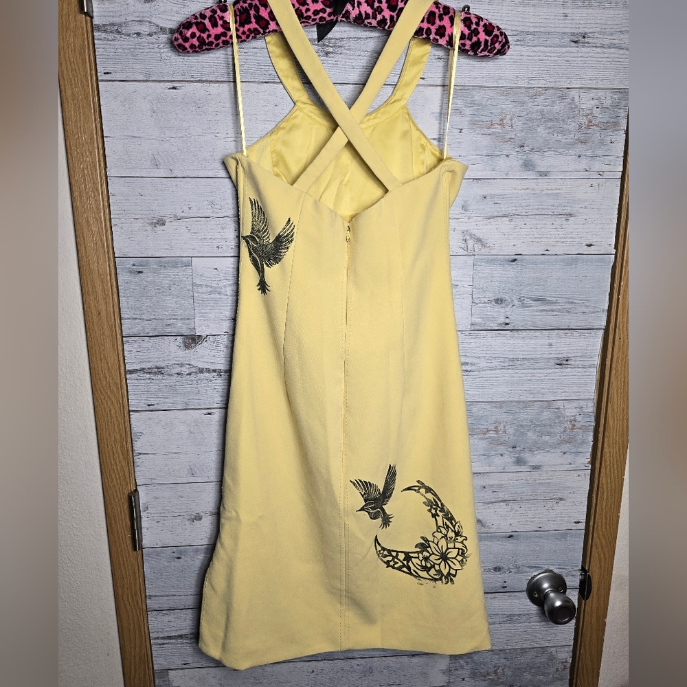 Elizabeth and James Imogen Yellow Dress with Hummingbird Print - Picture 2 of 12